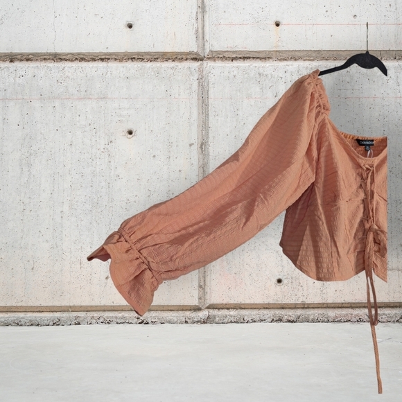 NWT Davi & Dani Peach Blouse with Ruffle And Corset Details Size 1X - Picture 3 of 7